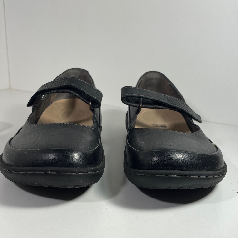 Birkenstock Black Leather Flats - Picture 6 of 16